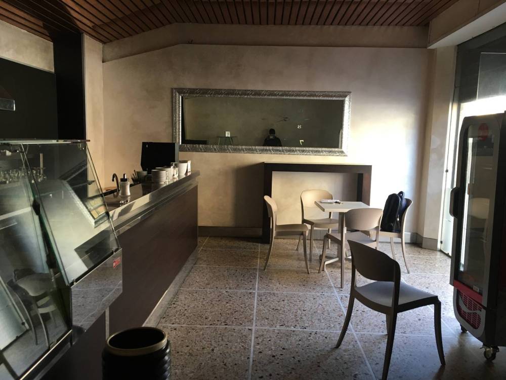 negozio in vendita a Pisa in zona Quartiere San Giusto