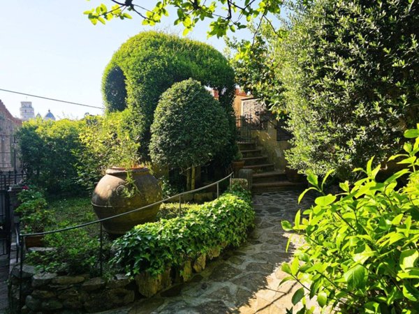 casa indipendente in vendita a Pisa in zona Centro Storico