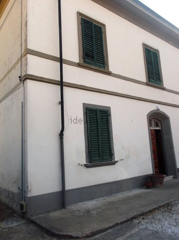 casa indipendente in vendita a Pisa in zona Oratoio