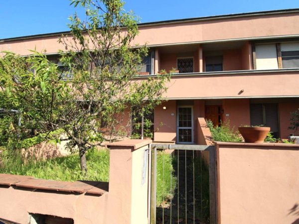 casa indipendente in vendita a Pisa in zona Porta a Mare