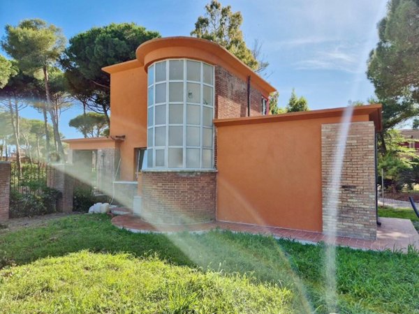 casa indipendente in vendita a Pisa in zona Calambrone