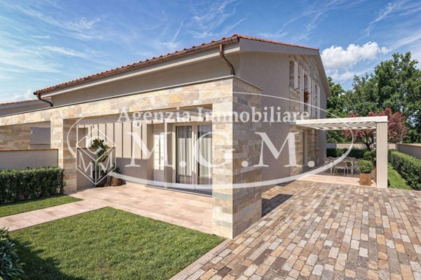 casa indipendente in vendita a Pisa in zona Riglione