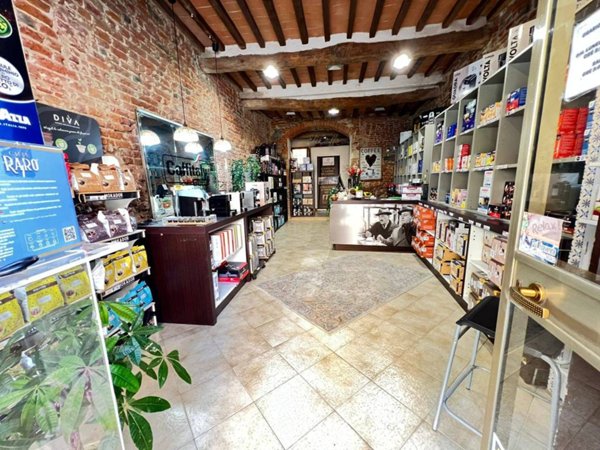 negozio in vendita a Pisa in zona Pratale / Don Bosco