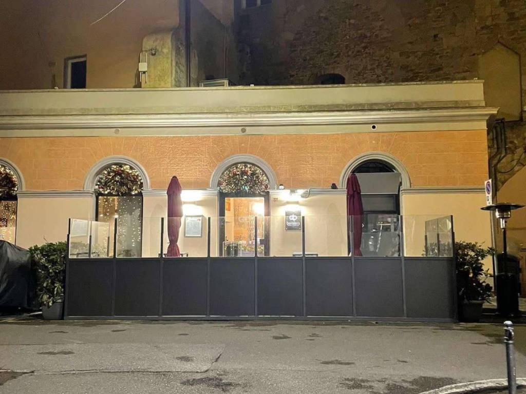 negozio in vendita a Pisa