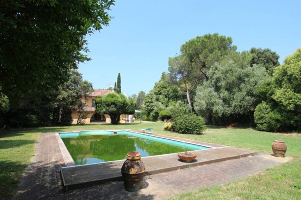 casa indipendente in vendita a Pisa
