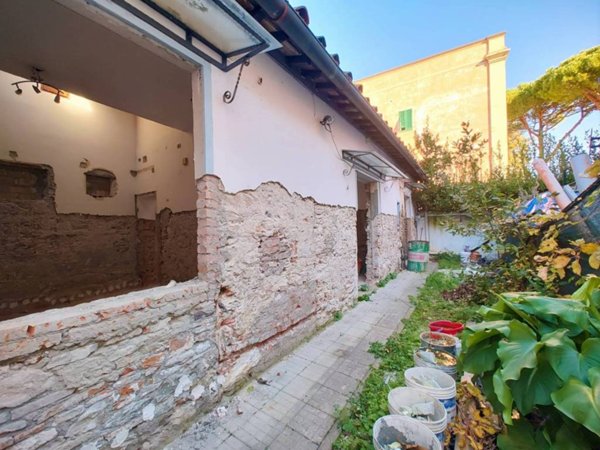 casa indipendente in vendita a Pisa in zona Cisanello
