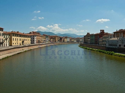 negozio in vendita a Pisa in zona Centro Storico