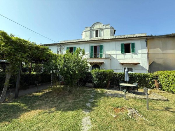 casa indipendente in vendita a Pisa in zona Landi