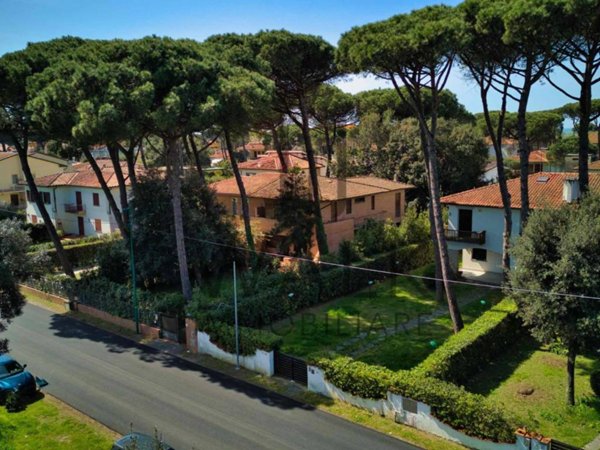 casa indipendente in vendita a Pisa in zona Tirrenia