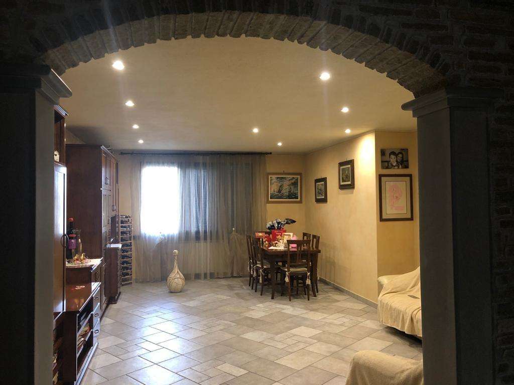 intera palazzina in vendita a Pisa in zona Ospedaletto