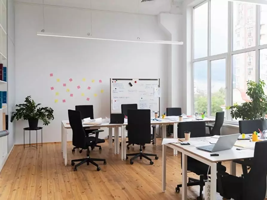 ufficio in vendita a Pisa in zona Porta a Mare
