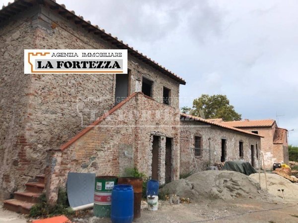 appartamento in vendita a Pisa in zona Lungarni