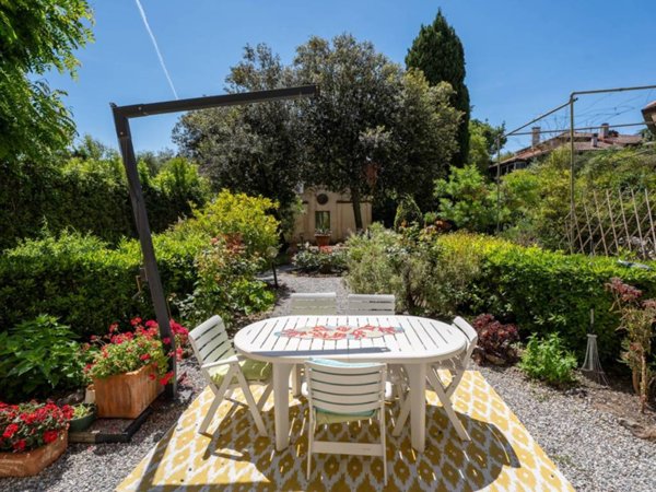 casa indipendente in vendita a Pisa in zona Porta Nuova