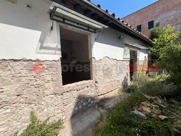 casa indipendente in vendita a Pisa in zona San Michele