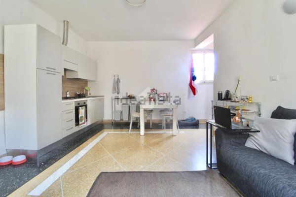 appartamento in vendita a Pisa in zona Porta a Mare
