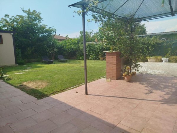 casa semindipendente in vendita a Pisa in zona Ospedaletto