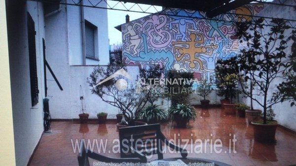 appartamento in vendita a Pisa in zona Stazione