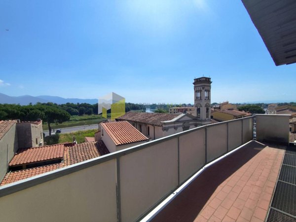 appartamento in vendita a Pisa in zona Stazione