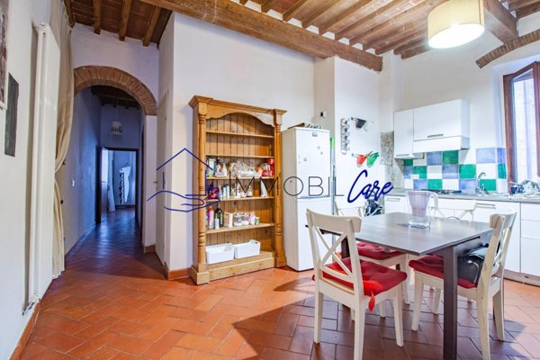 appartamento in vendita a Pisa in zona Lungarni