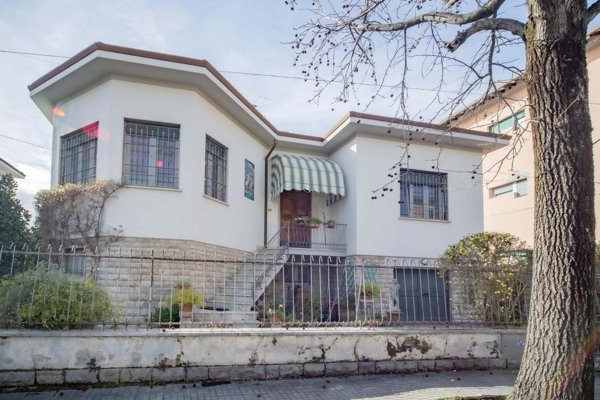 casa indipendente in vendita a Pisa in zona Centro Storico