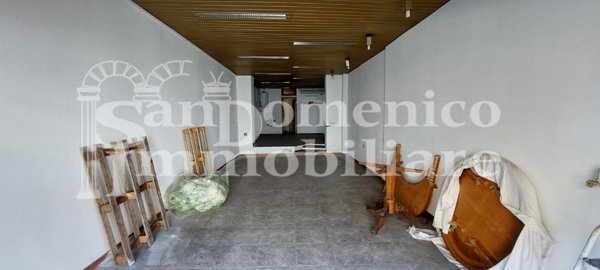 locale commerciale in vendita a Pisa in zona Riglione