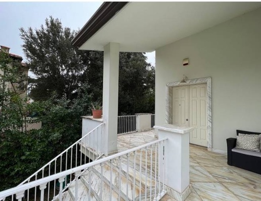 casa indipendente in vendita a Pisa in zona Tirrenia