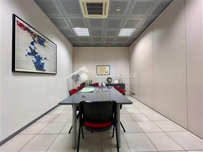 ufficio in vendita a Pisa in zona Ospedaletto