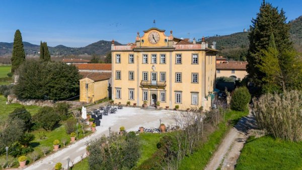 villa in vendita a Pisa in zona Porta a Lucca