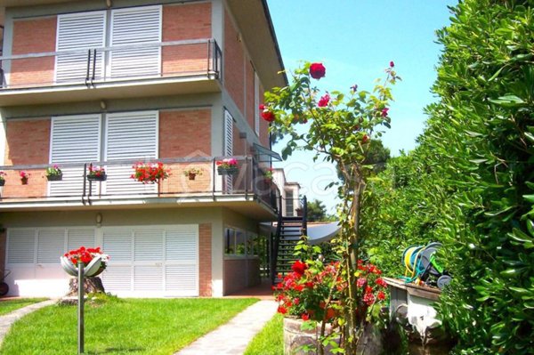 casa indipendente in vendita a Pisa in zona Tirrenia