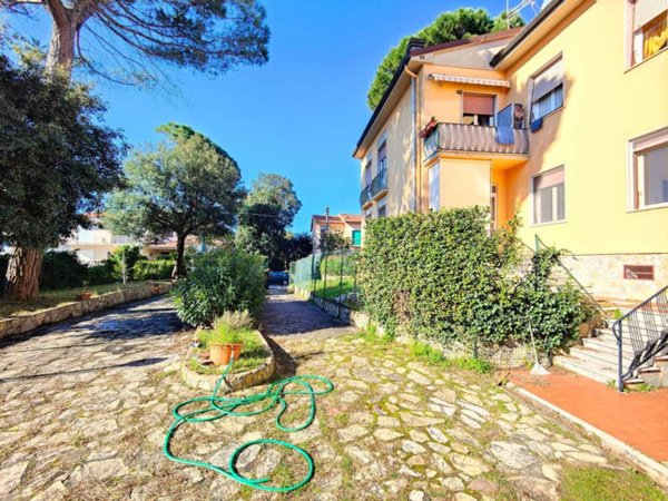 appartamento in vendita a Pisa in zona Tirrenia