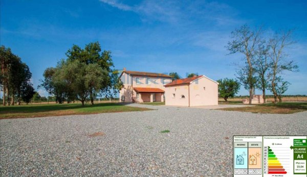 casale in vendita a Pisa in zona Coltano