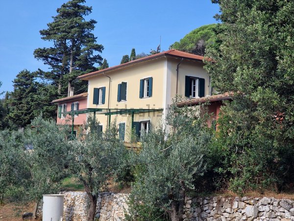 casale in vendita a Pisa