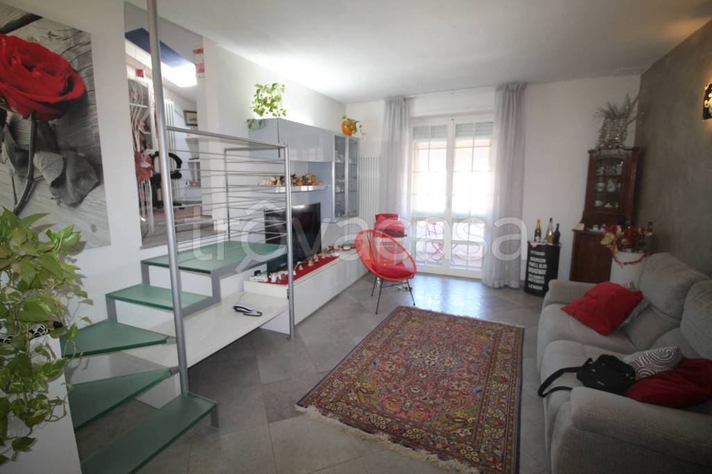 appartamento in vendita a Pisa in zona Lungarni