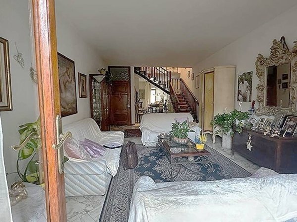 casa indipendente in vendita a Pisa in zona Centro Storico
