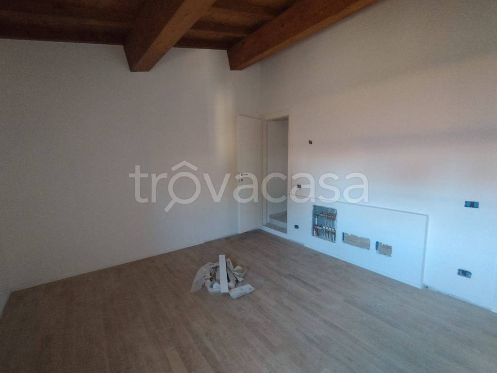 appartamento in vendita a Pisa in zona Lungarni