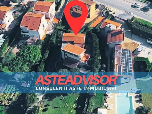 casa indipendente in vendita a Pisa in zona Lungarni