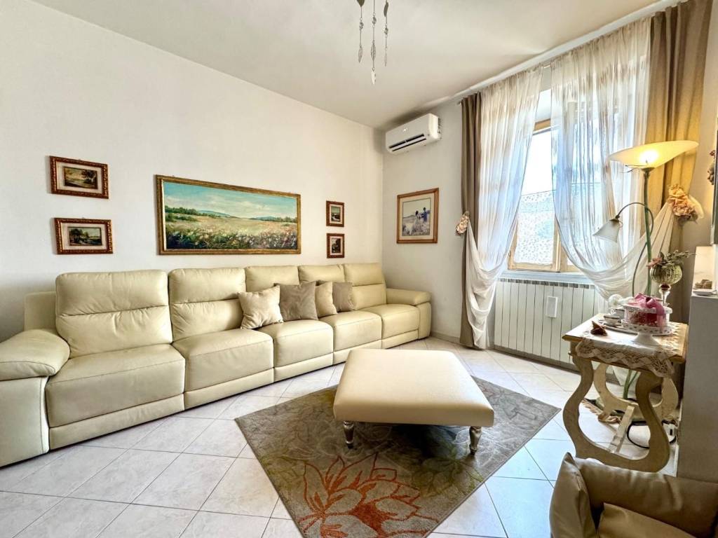 appartamento in vendita a Pisa in zona Oratoio