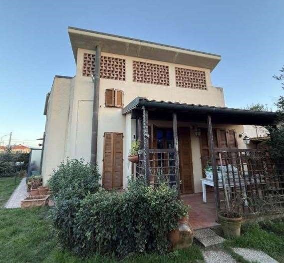 casa indipendente in vendita a Pisa