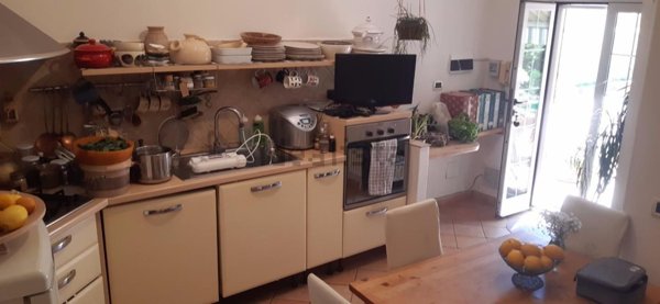 casa indipendente in vendita a Pisa in zona Stazione
