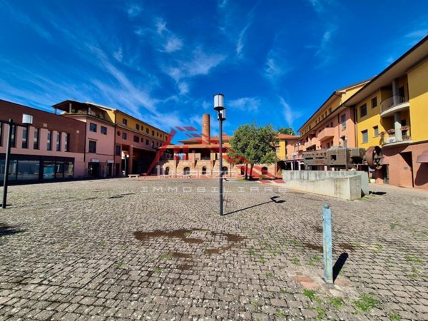 casa indipendente in vendita a Pisa in zona Riglione