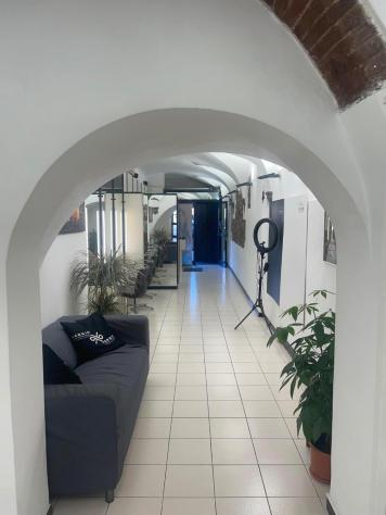 negozio in vendita a Pisa in zona Lungarni