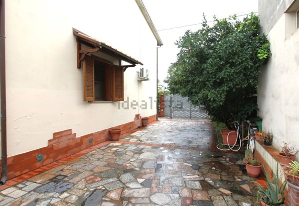 casa indipendente in vendita a Pisa in zona Centro Storico