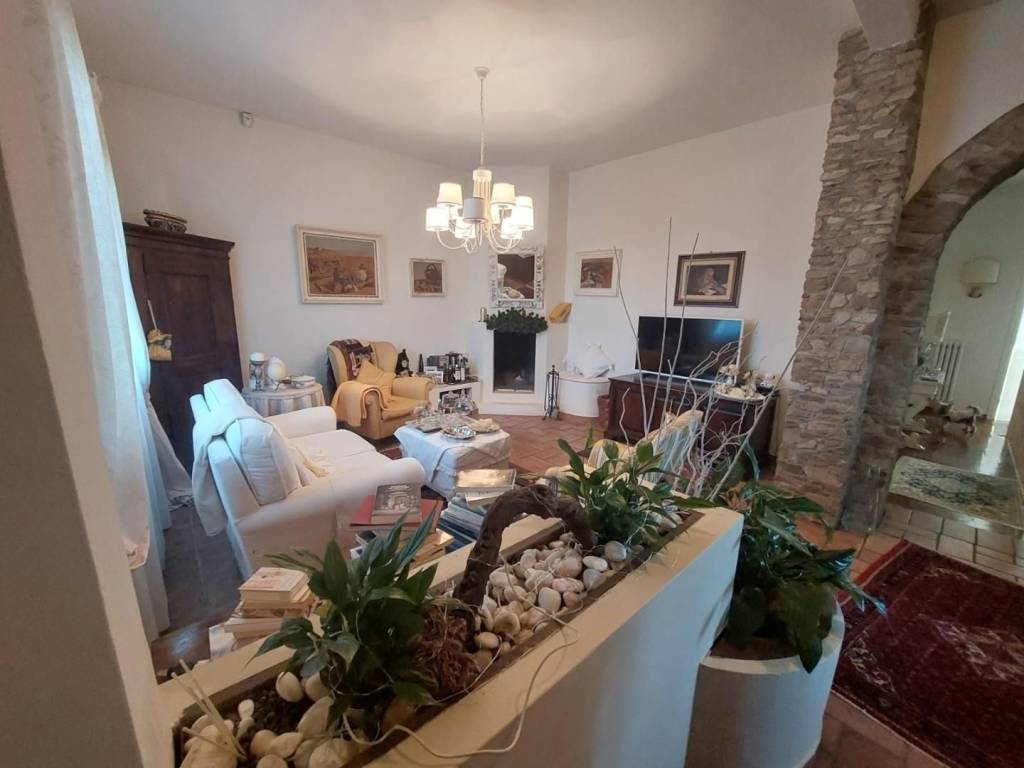 casa indipendente in vendita a Pisa in zona Ospedaletto