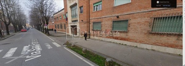 locale di sgombero in vendita a Pisa in zona Quartiere San Francesco