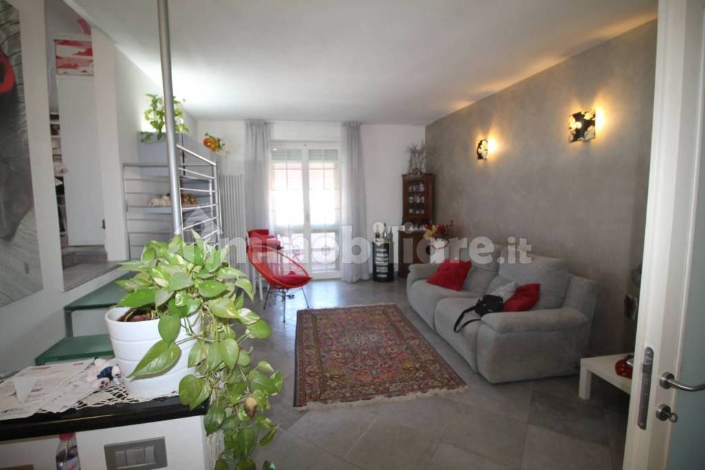 appartamento in vendita a Pisa in zona Lungarni