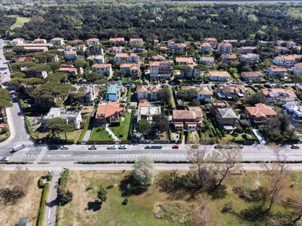 appartamento in vendita a Pisa in zona Tirrenia