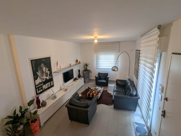casa indipendente in vendita a Pisa in zona Landi