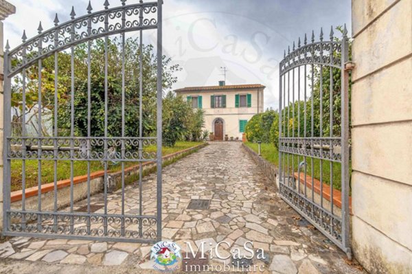 casa indipendente in vendita a Pisa in zona Barbaricina