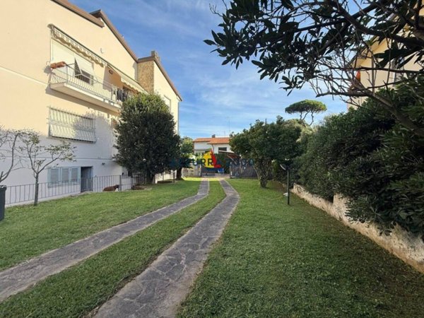 appartamento in vendita a Pisa in zona Tirrenia