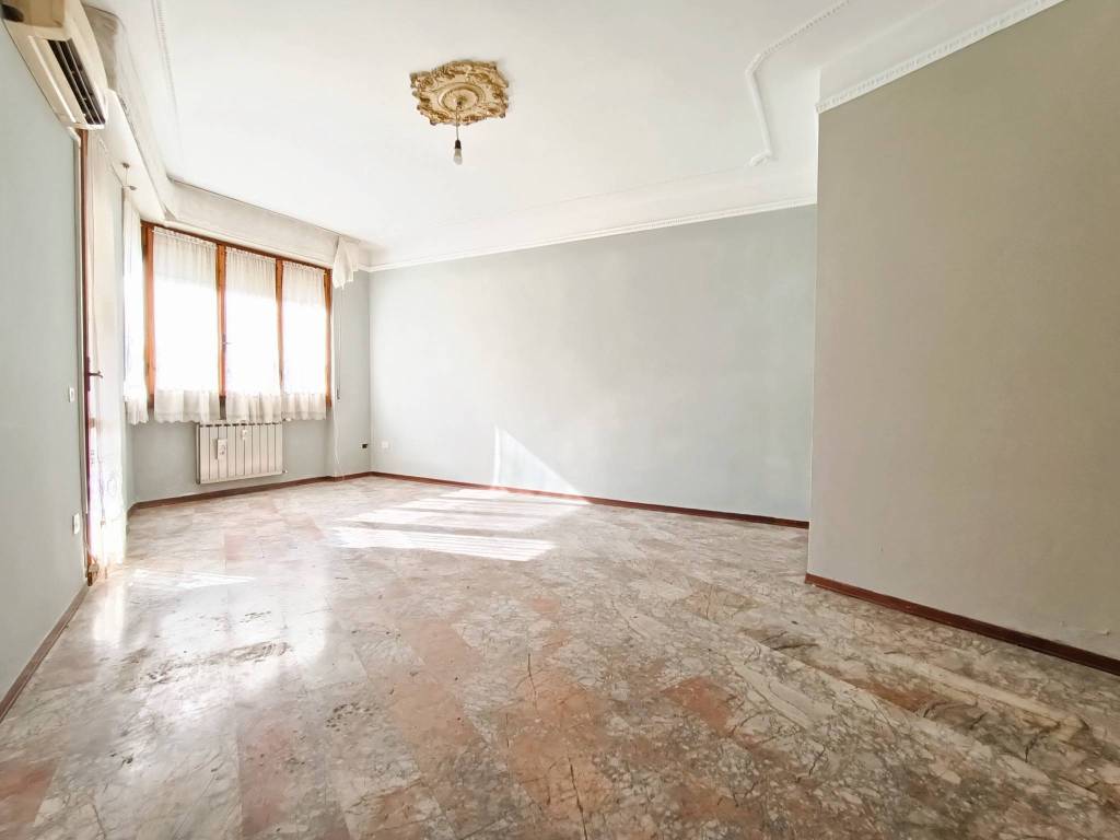 appartamento in vendita a Pisa in zona Pratale / Don Bosco